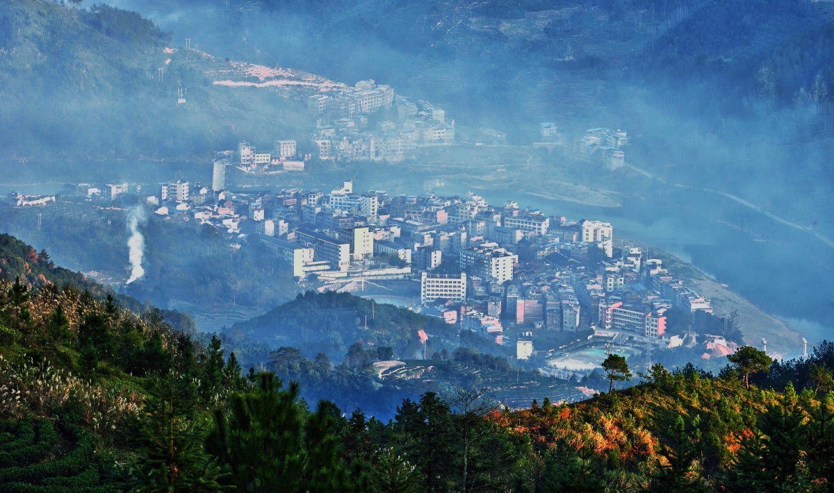 福建省福安市北部重镇上白石
