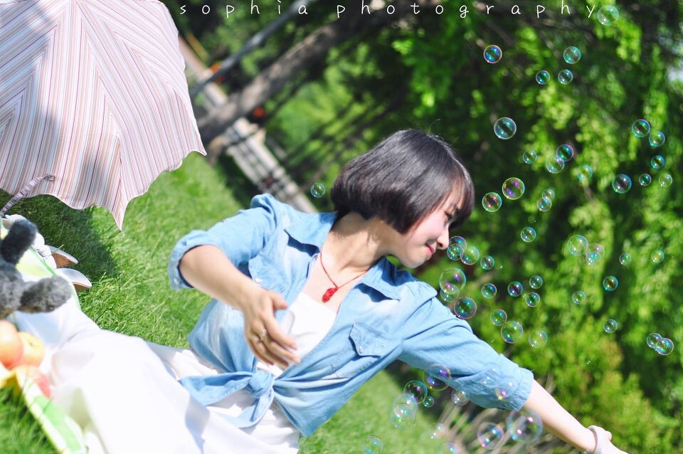 白雪公主不肯被毒苹果咬<br />
