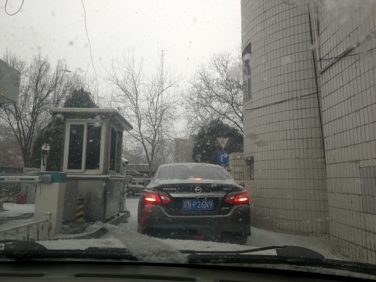 下雨天驾校还练车吗