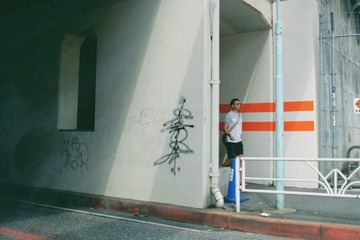 001