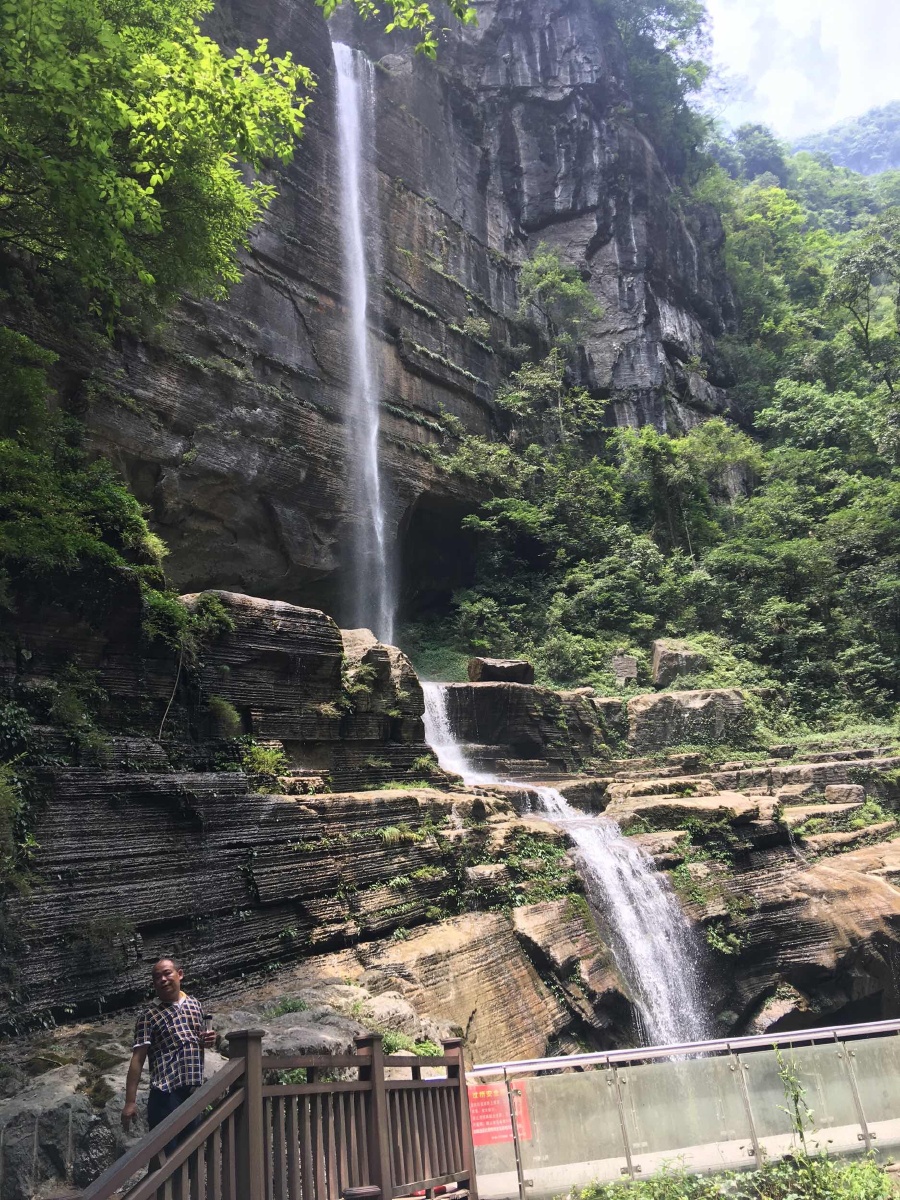 游湖南第一高峰壶瓶山国家4a级风景区