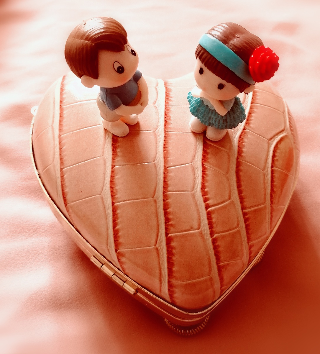 爱情主题人偶创意摄影