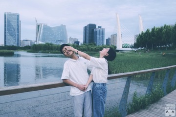 001