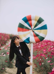 001