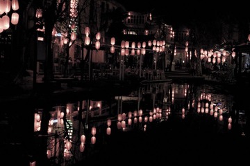 束河夜景