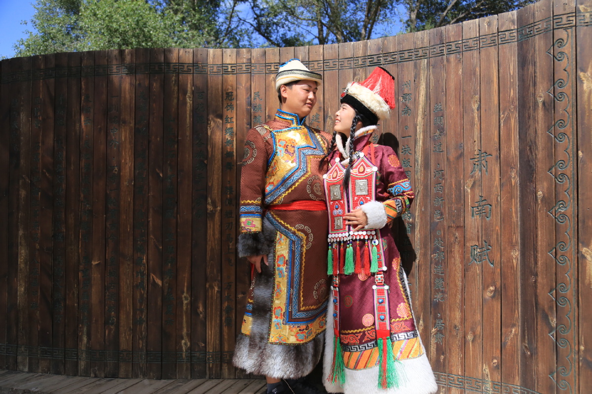 环游中国56民族91裕固族