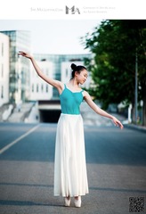 sRGB 14 L CF031018 ©