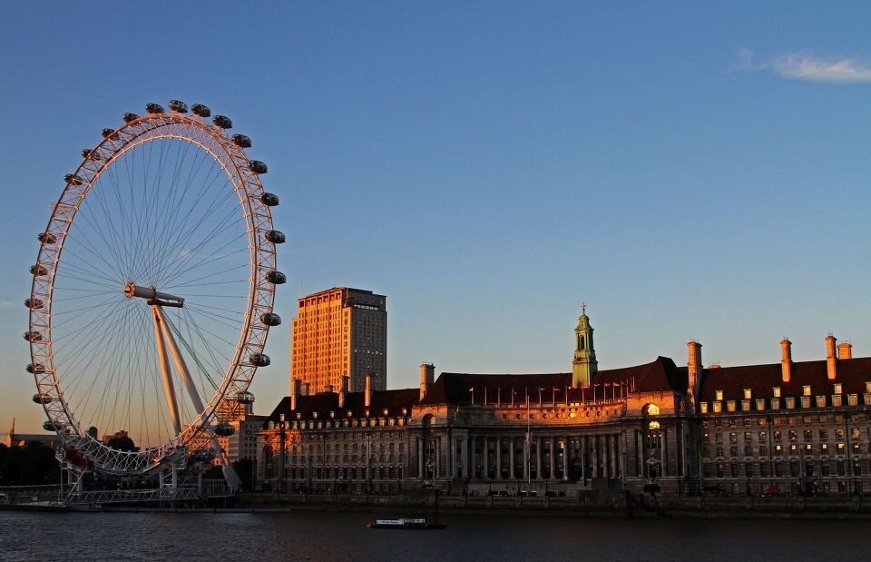 London Eye<br />

