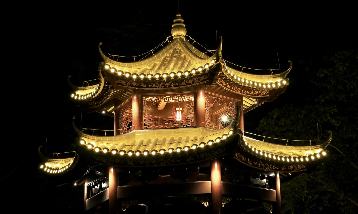 珠海香山湖公园二期夜景