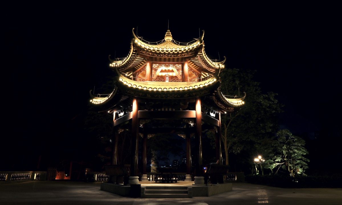 珠海香山湖公园二期夜景