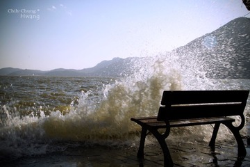 风起浪涌