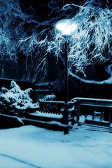 Snowing V