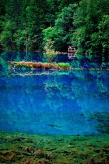 九寨水