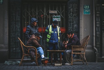 001
