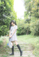 001