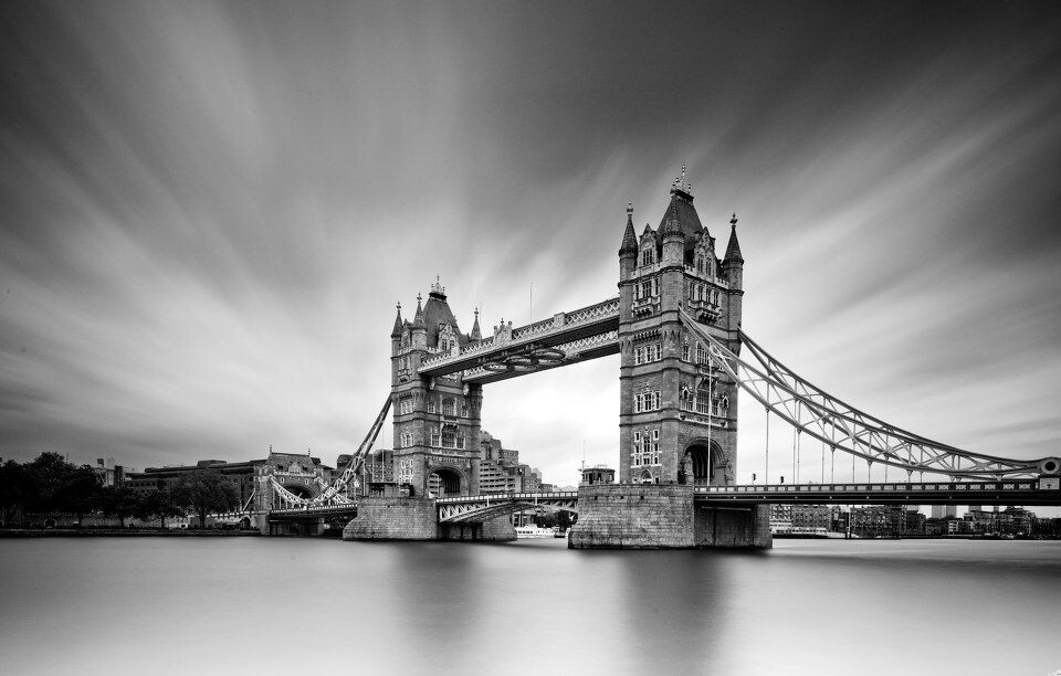 Tower Bridge<br />

