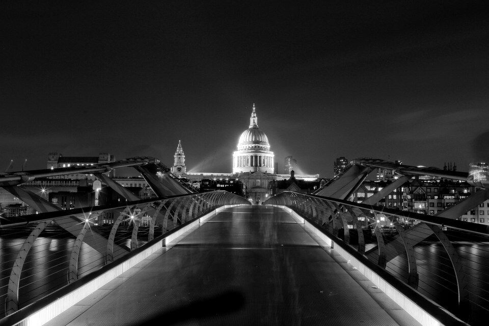 St Paul's<br />
