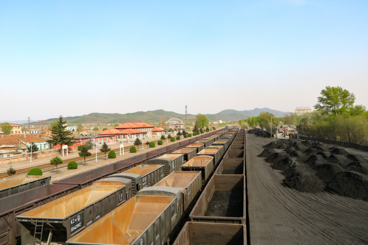 沈丹铁路歪头山编组站