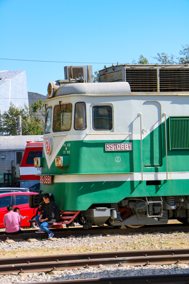 落幕功臣韶山1型电力机车 - 和谐电3c-0869 - 图虫