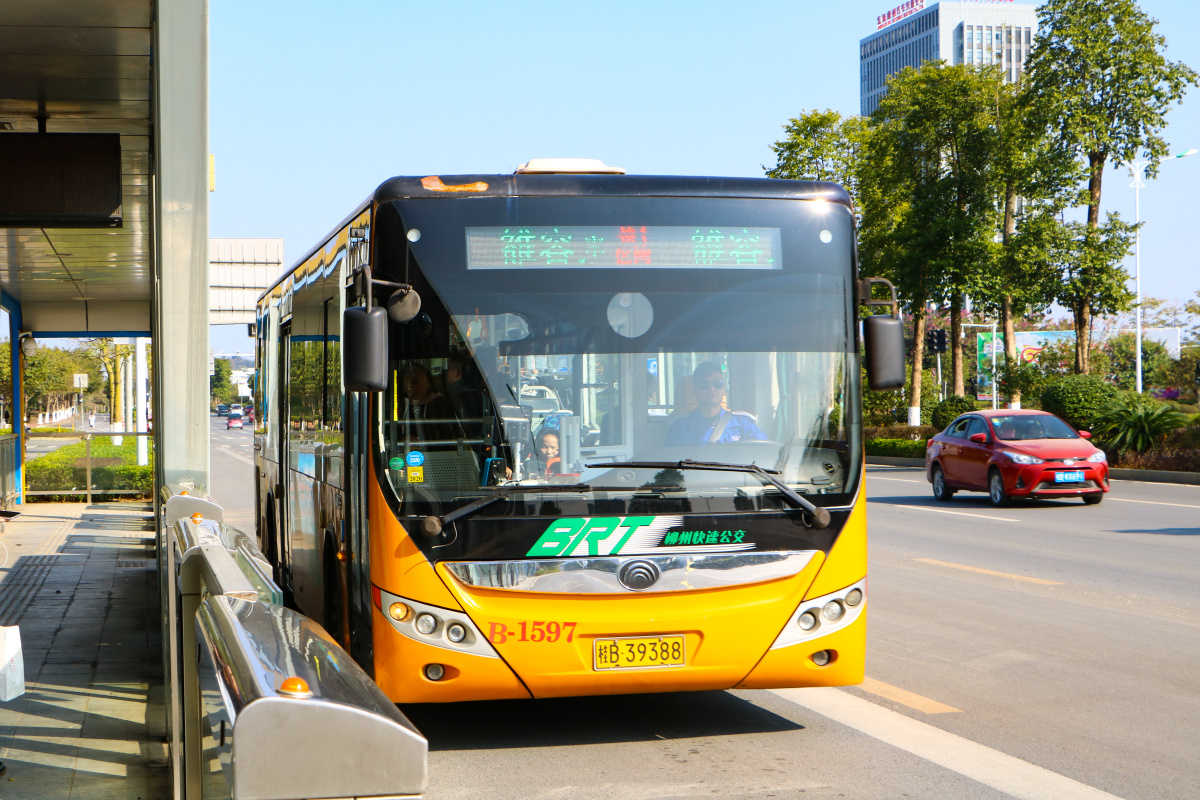 柳州快速公交k1区间车