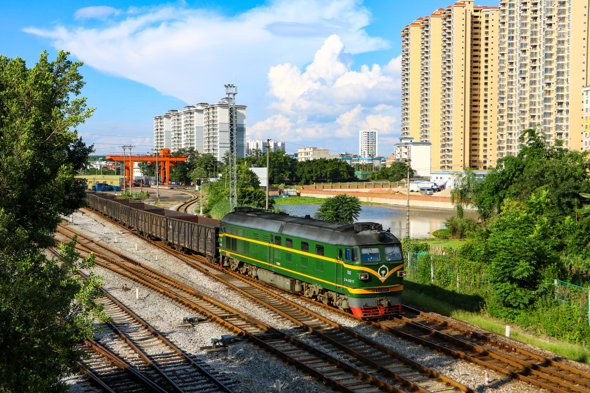 依旧发力的老东风4b