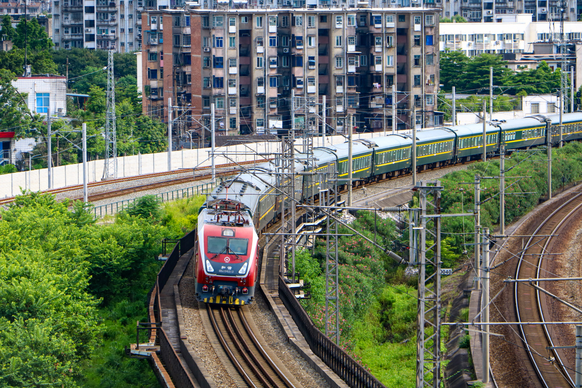 和谐电1d牵引客车