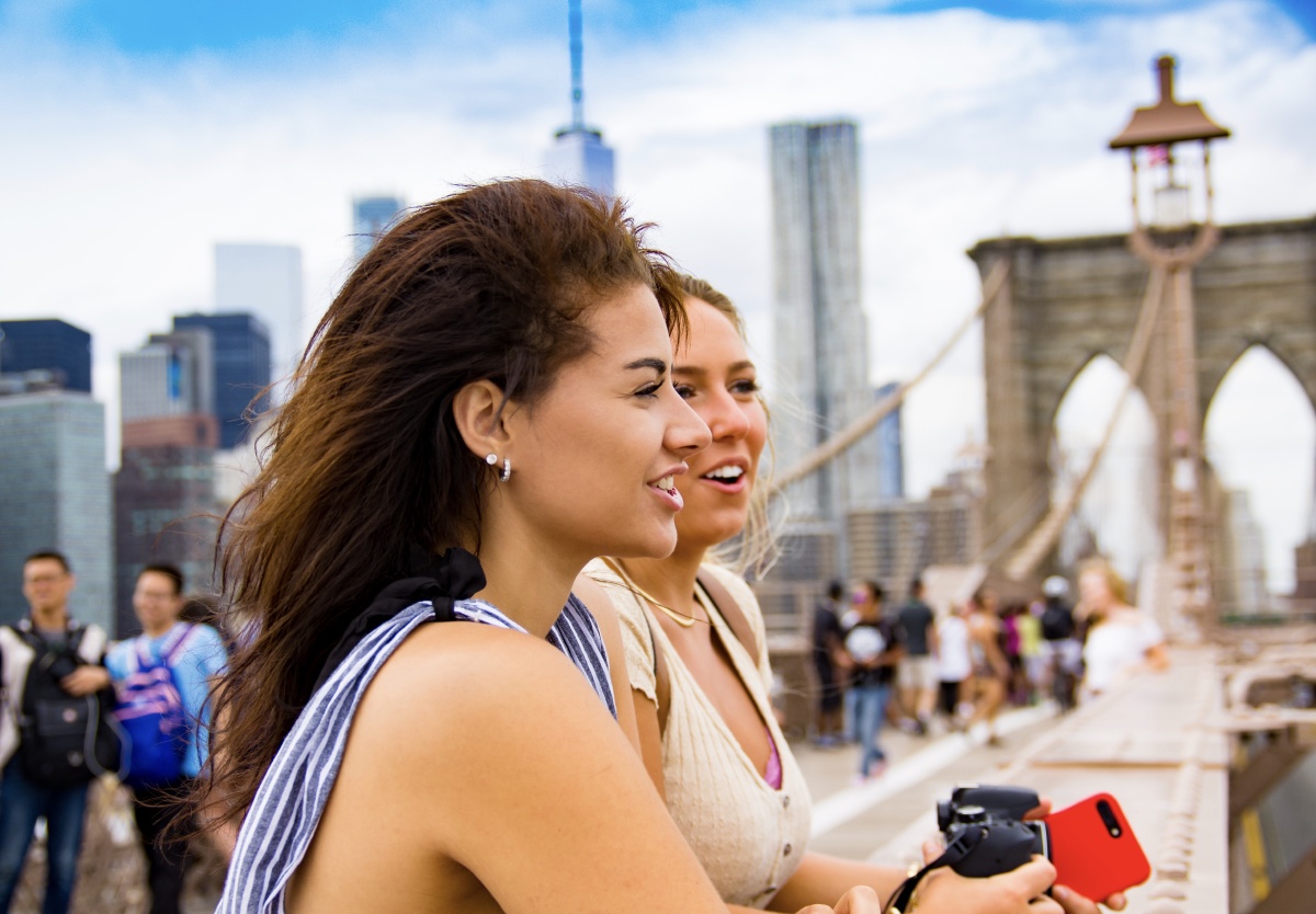 love @ brooklyn bridge