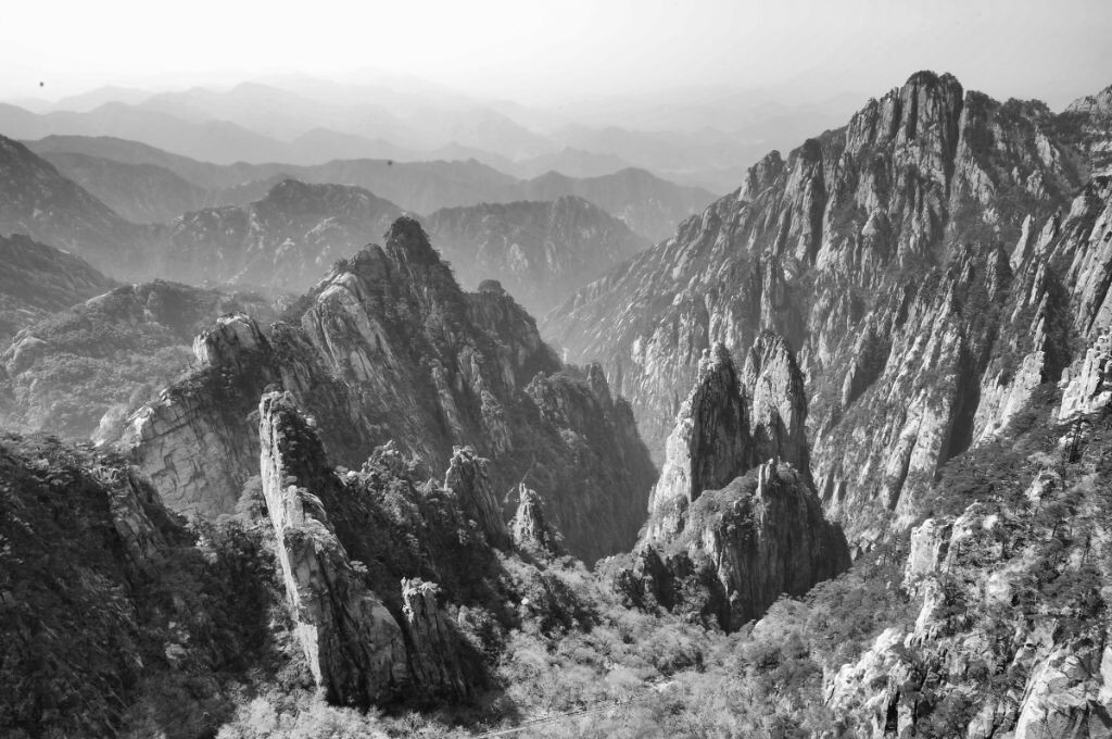 山水画般的水墨黄山