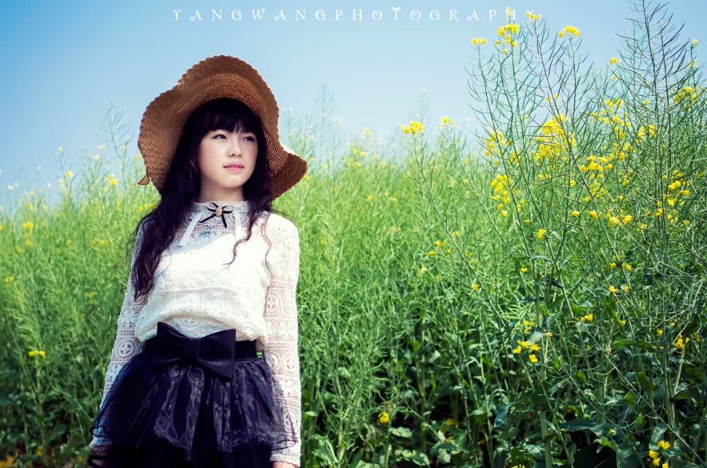 师大的油菜花田很美