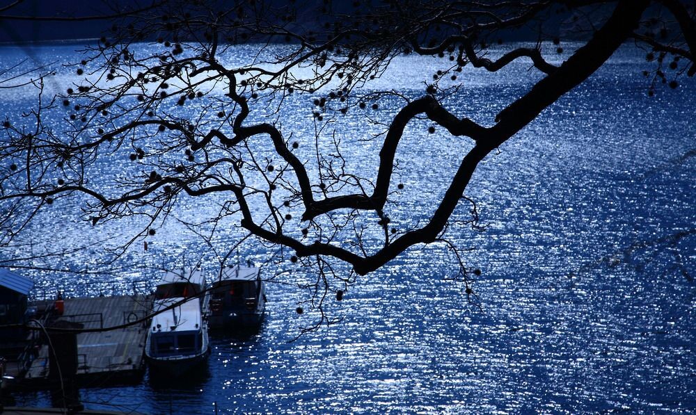 《白溪夜泊》<br />
摄于浙江宁海白溪水库