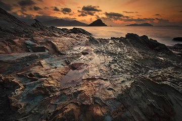 黑角之岩