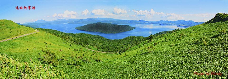 阿寒湖远眺<br />
日本北海道的阿寒湖，非诚勿扰再次拍摄了大量镜头