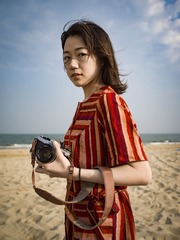 992275