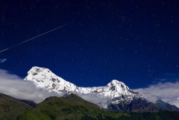 流星·安纳普尔纳 @Nepal 2009
