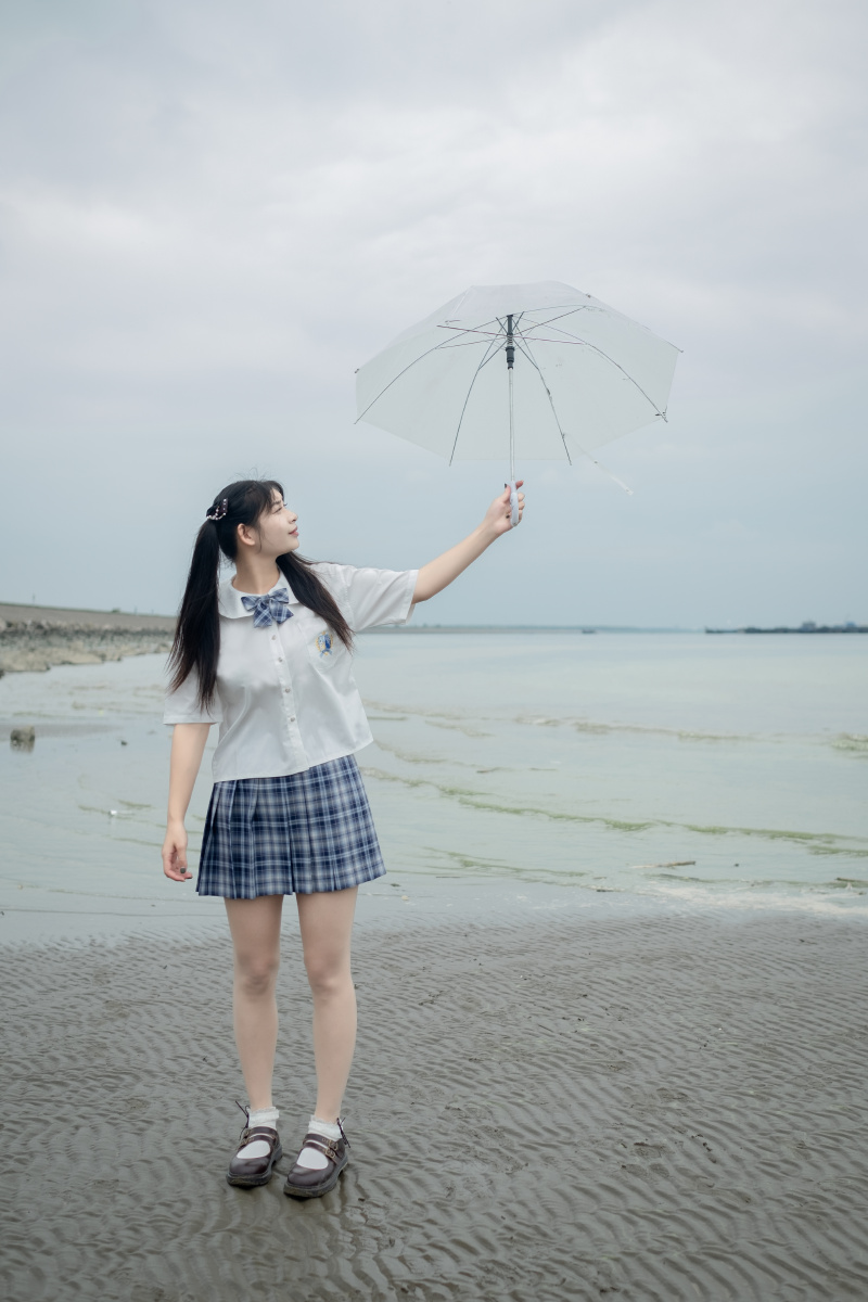 阴雨天jk服与伞