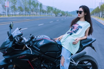 19E2E00B-8F08-48ED-8BB1-0A227B0BF49B/L0/001