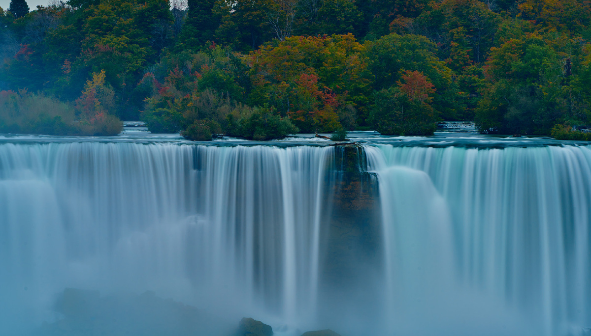 大河之水天上来