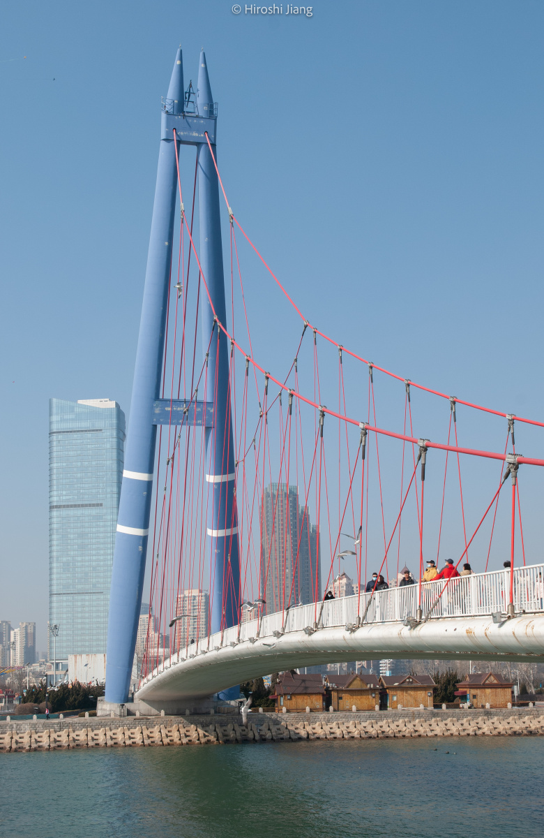 大连星海挑月桥