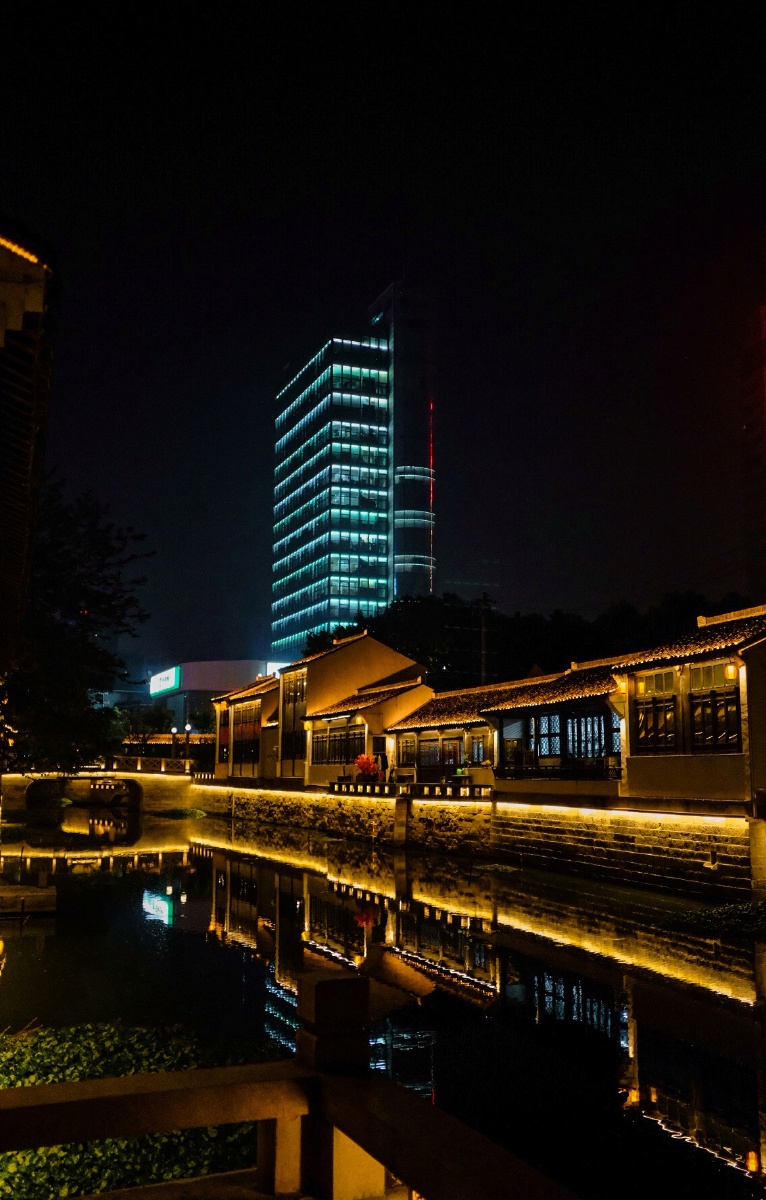 再拍青果巷 - 峰峰cz - 图虫