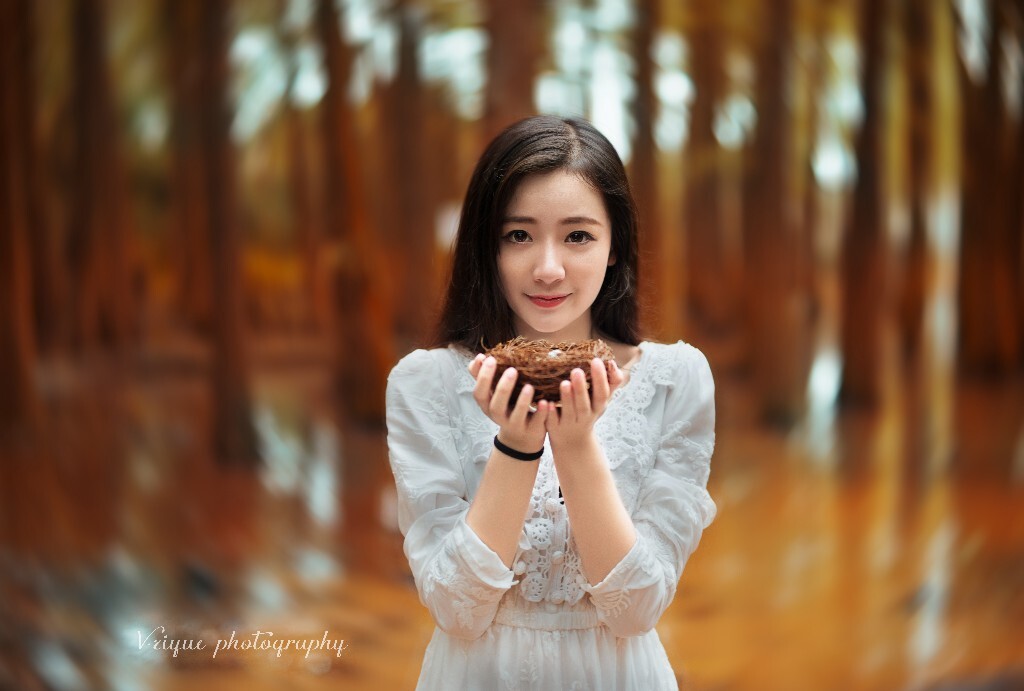 摄影：<a href="https://tuchong.com/1189630/" target="_blank">@紫月视觉</a>  出镜：玉玉