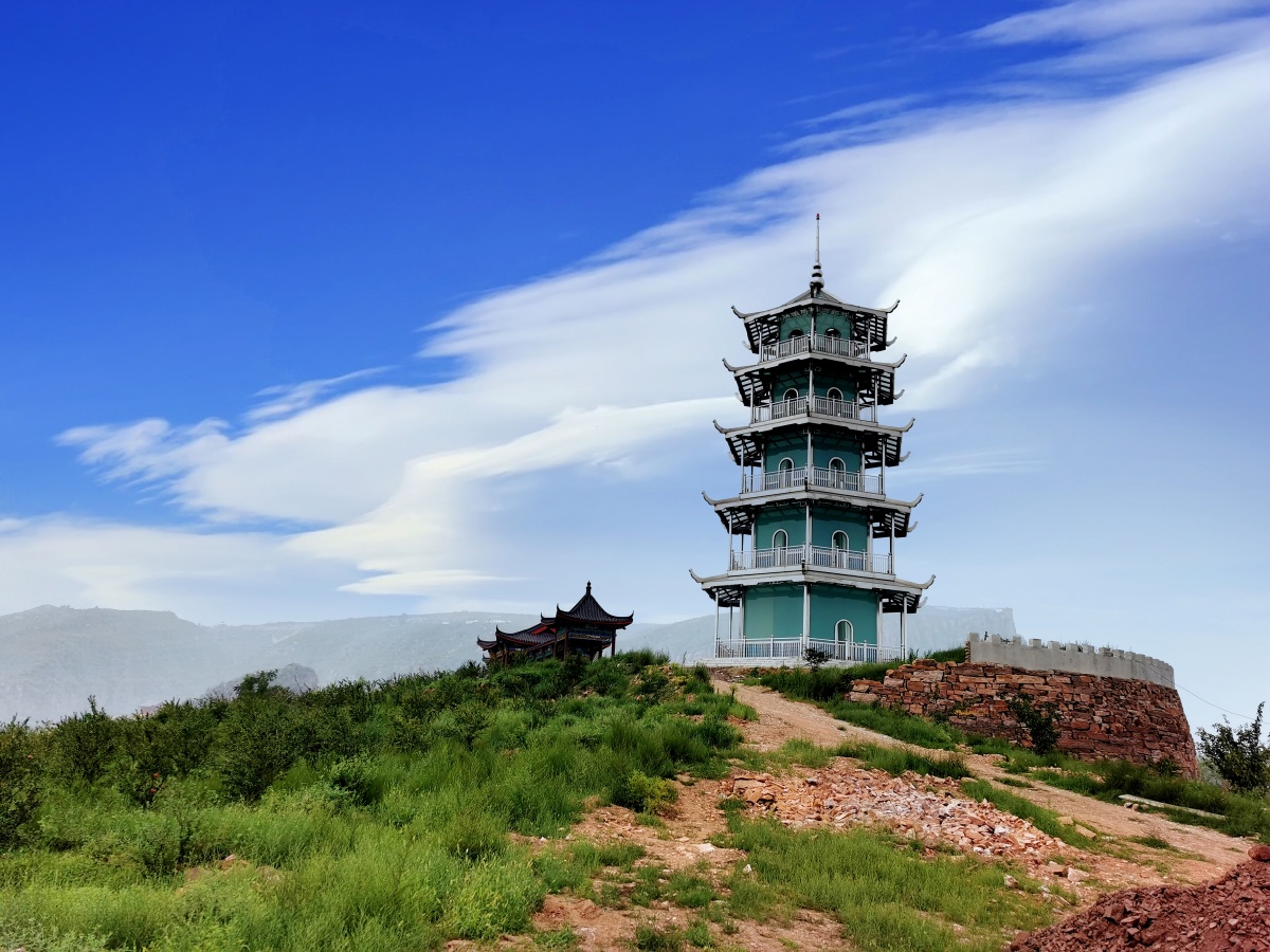 金泉山玻璃塔印象