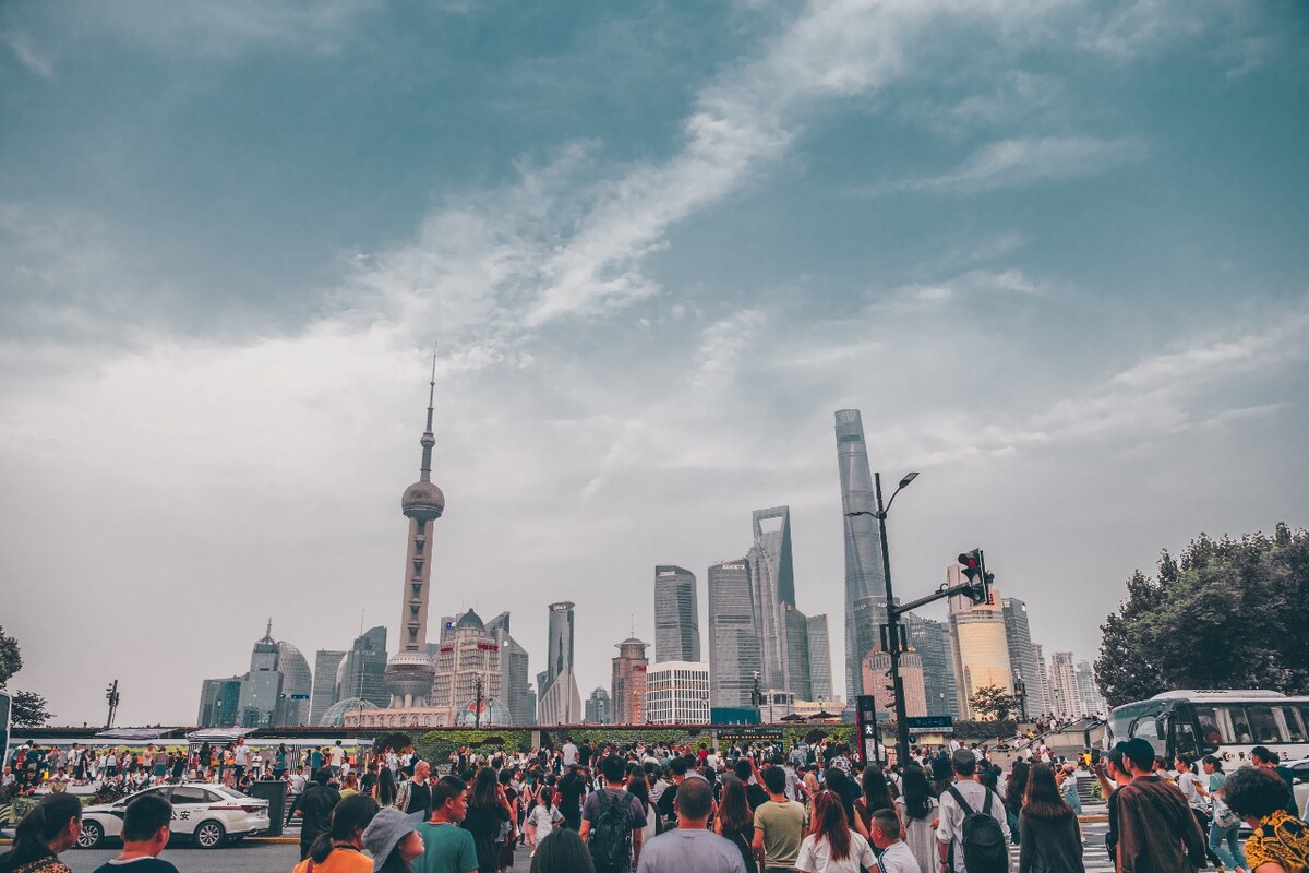 人群中的上海滩