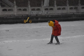 海神庙边
