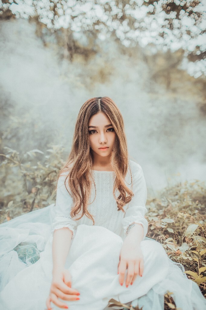 秋亦凉，梦我窗