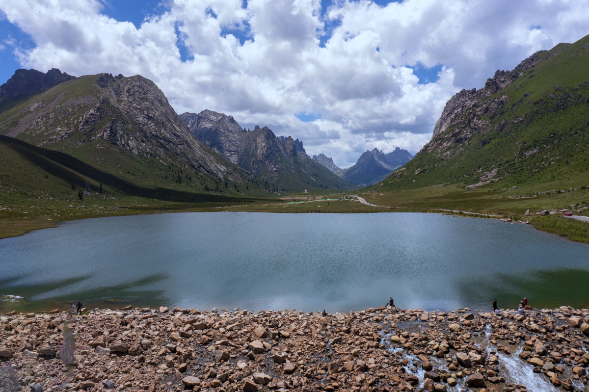 藏区神山莲宝叶则