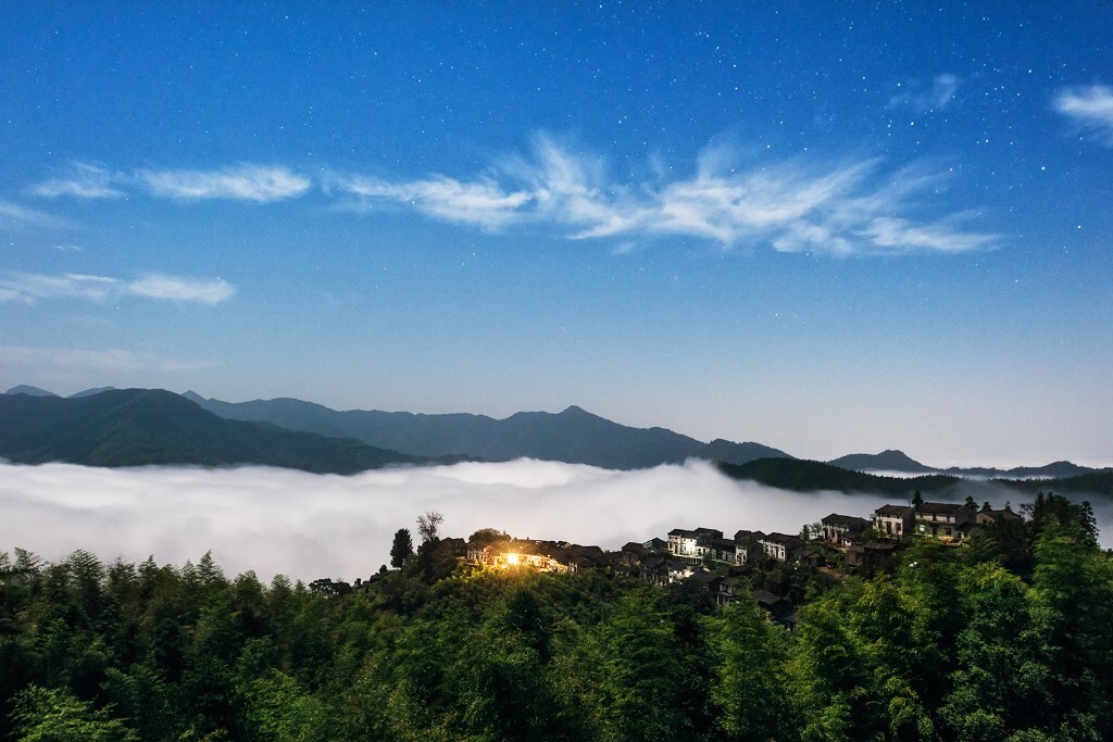 十月 又回了黄山 在老妈的陪伴下自驾走了黄山三区四县的一些风光拍摄点