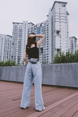 001