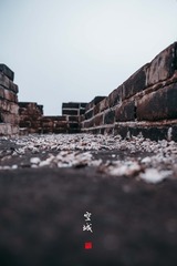 1688143