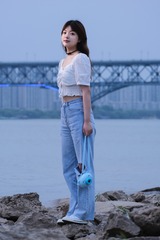 001