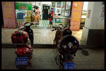 _人文纪实-友谊附近步行毛夕戈_DSC03421_20160518_highSharpen